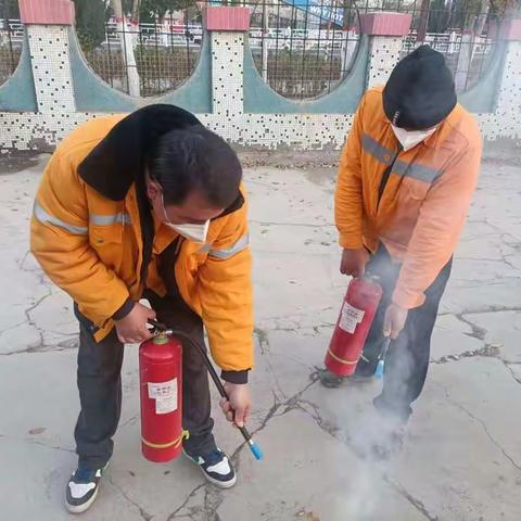 人人把好防火关，生产生活报平安