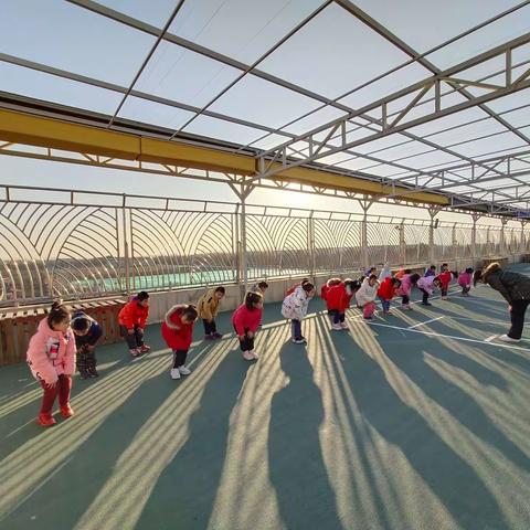 快乐游戏，拥抱健康（大一班）