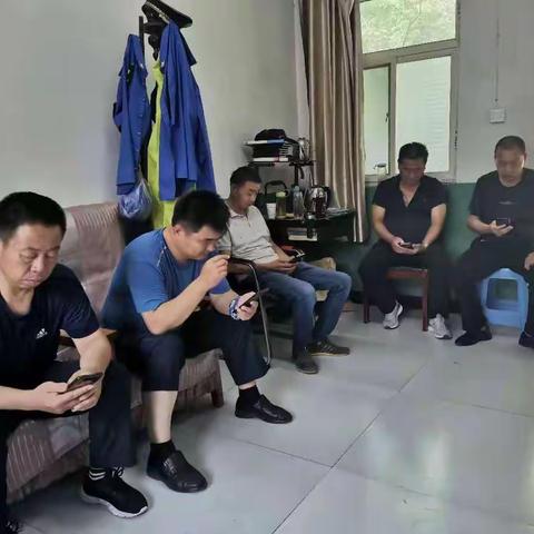 汲取党史力量  喜迎建党百年