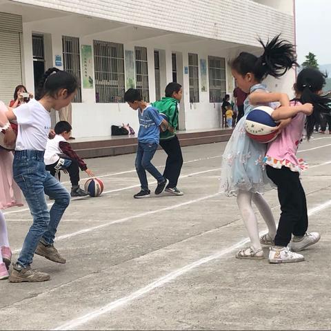 付湾中心小学热烈庆祝中国共产党成立100周年“红心向党 筑梦飞翔”暨六一儿童节庆祝活动