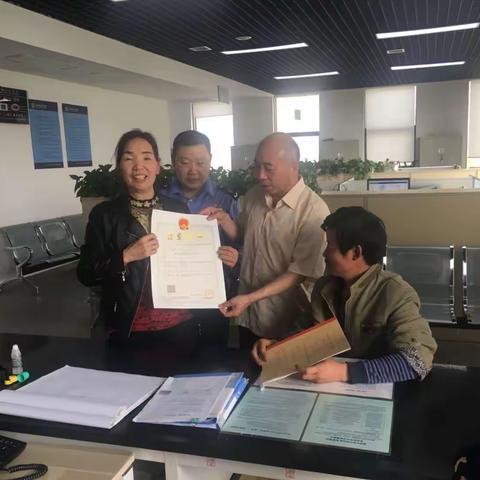 雁翔路工商所再吹“个体和年报信息申报”集结号