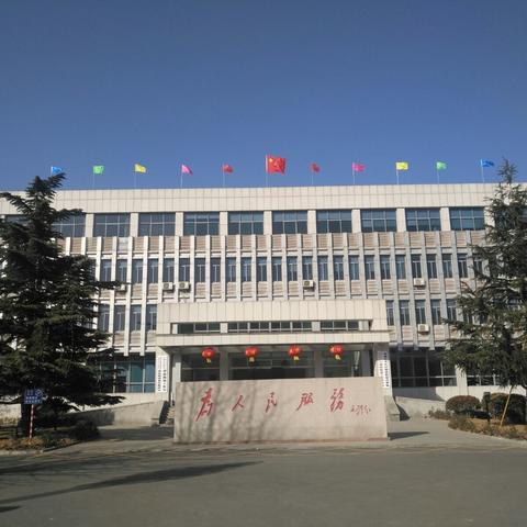 【红灯笼新气氛】彩灯迎新春 曹范更美丽