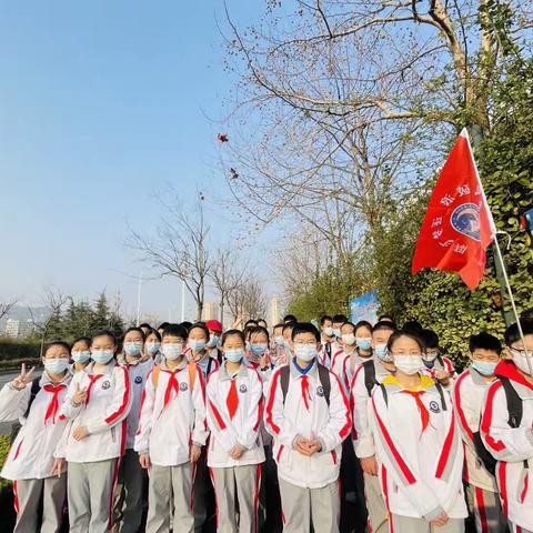 【青西超银2022级2班社会实践活动】开启春天的仪式！红色教育研学！