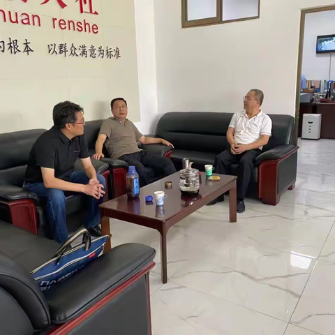 区人社局领导到唐王街道考核 人社基层公共服务平台建设