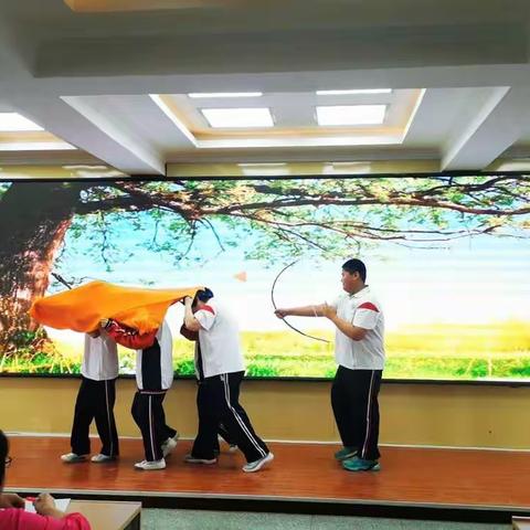 巨鹿县第五中学 巨鹿县外国语学校英语情景剧大赛—在快乐中学习，在活动中提升
