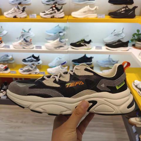 时尚休闲运动鞋来了
