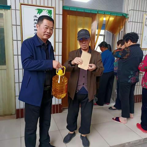 北街九九重阳节 浓浓敬老情