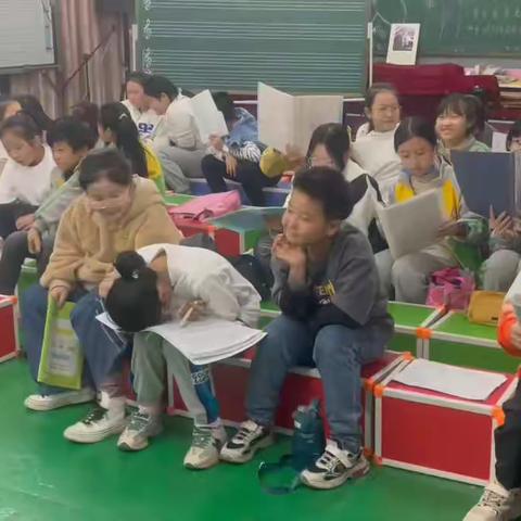 【双减课堂】东街小学七彩阳光合唱团的日常