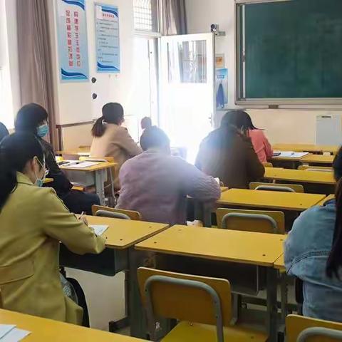 十小开展“学习贯彻党的二十大精神，助推学校教育高质量发展"主题宣讲及线上宣传活动