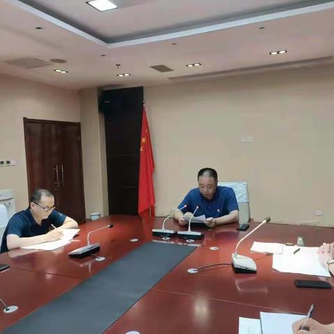 区委常委、组织部长郭勇以普通党员身份参加区委组织部支部委员组织生活会