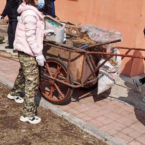 彩乐社区:助力创城，有你有我  -记彩乐社区创城行动之三