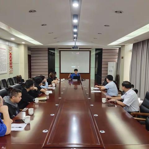 区城市管理局召开“城管e普法”视频制作培训会