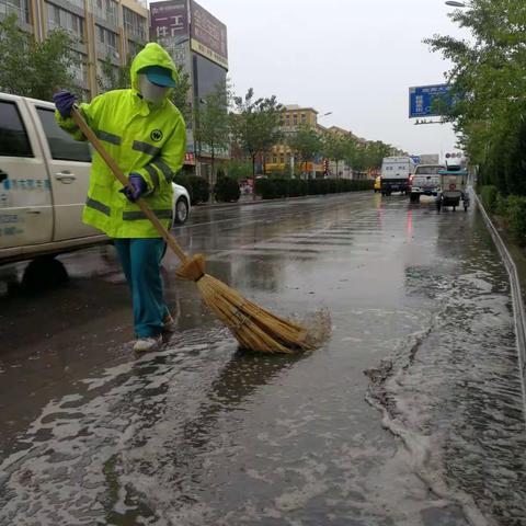 卫生维护靠大家，齐心协力共“创卫”！