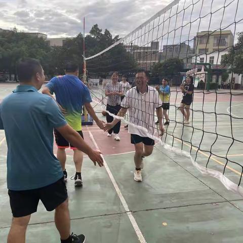 【荷城红烛 育人先锋】“喜迎党的二十大 培根铸魂育新人”——六八小学庆祝第38个教师节系列活动