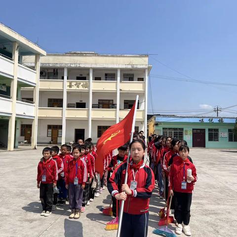 树敬老之风，传雷锋精神，扬中华美德——大坡乡岗伟村小学