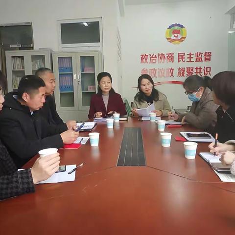 政协委员耿硕颖参加基层协商活动
