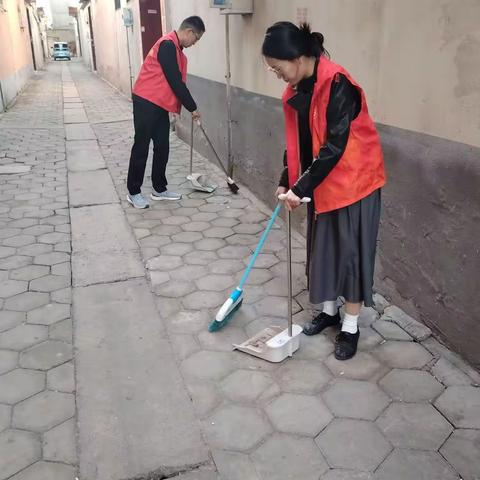 政协委员耿硕颖参加“周日环境日”垃圾清扫活动