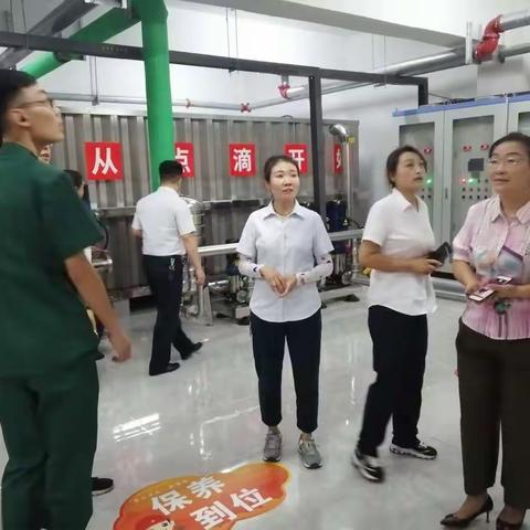 物业同行来新尊府现场观摩学习交流