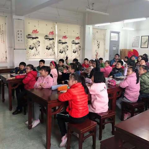 寒意料峭紧，研课众师忙——双峰小学英语大组教研活动（一）