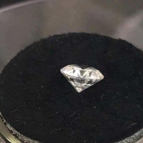 人工培育钻石戴久了会怎么样 培育钻石能替代真钻吗