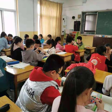 清苑小学四年级益智游戏——魔方