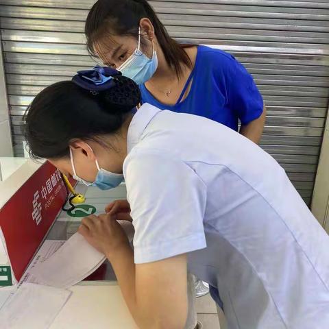 中元节，邮储银行驻马店市分行开展正确使用人民币图样宣传活动