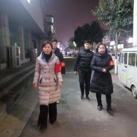 东方办事处持续开展夜间治安巡逻工作