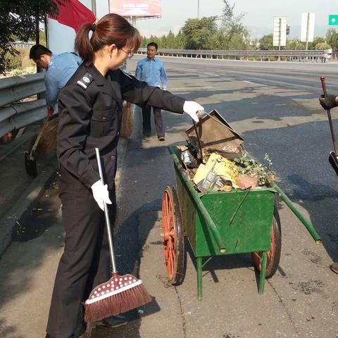 汾阳西收费站以整洁优美的环境喜迎祖国70华诞