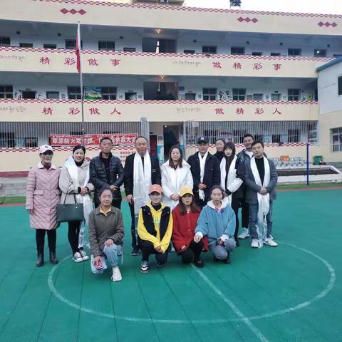 心手相牵  共谋发展——兴文县古宋二校到新龙县皮擦乡中心小学送教