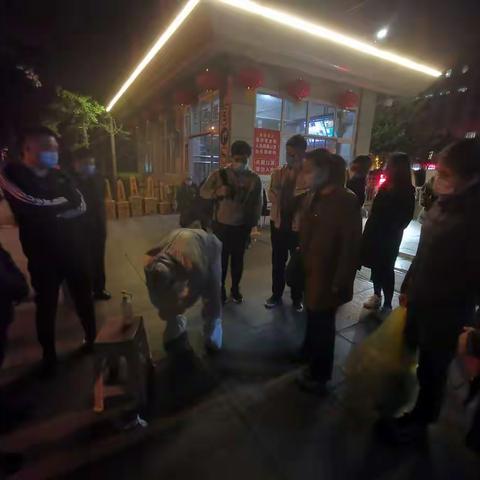 星夜集结 逆行而上