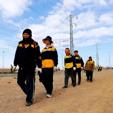 青春由磨砺而出彩 人生因奋斗而升华