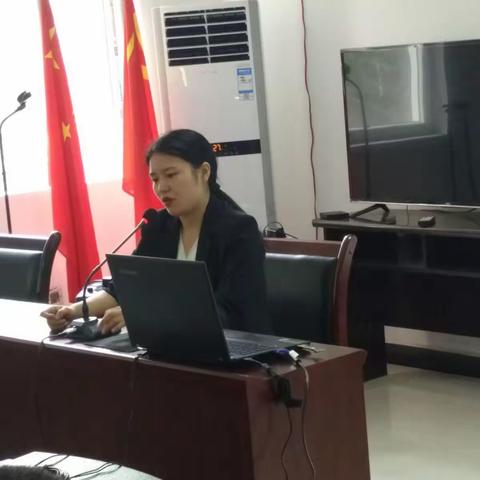 莲湖区环西司法所为社区服刑人员开展“遗产继承法”法律知识讲座