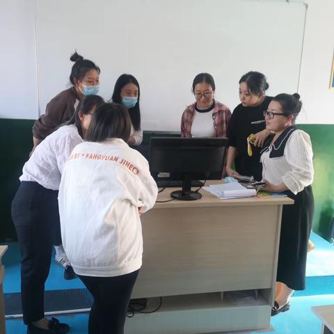 孟贤璧小学微机老师培训纪实