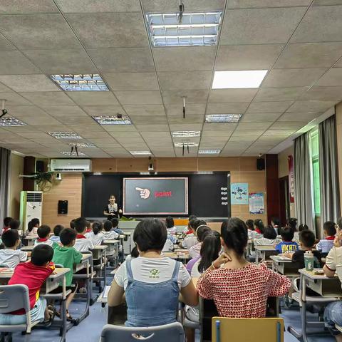 初绽风采 聚力前行 ——— 三亚市第二小学英语组新教师入职课