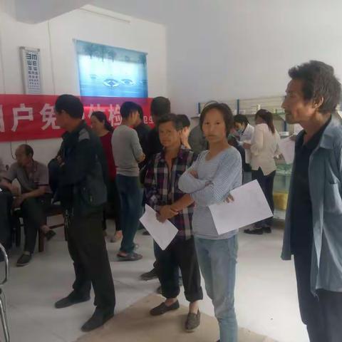 罗岭乡卫生院为65岁以上老年人，精神病患者免费体检。