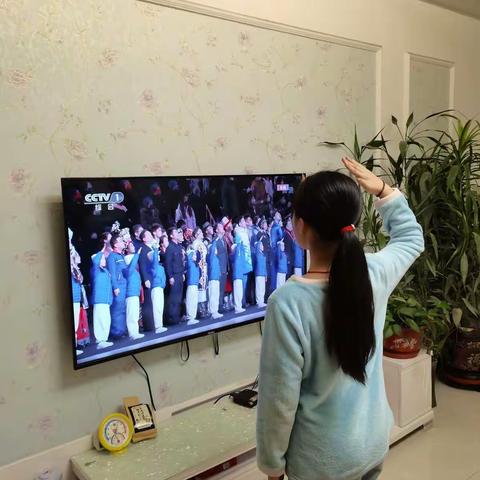 相约冬奥，一起向未来——四（6）班助力冬奥活动