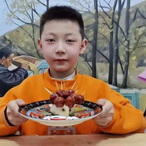 四月小“食”光：我当美食小主播――记泰化小学三（1）班小主播展厨艺