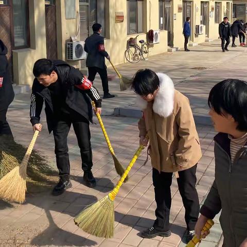 大新寨镇机关扎实开展“学雷锋，做表率，创旗舰，向未来”志愿服务活动