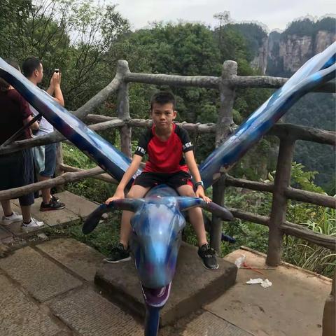 快乐暑假伴我同行一小四（三）班黄昊
