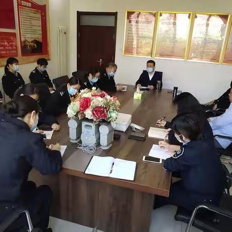 金村收费站多举措助力“五一”收费保通保畅工作平稳运行