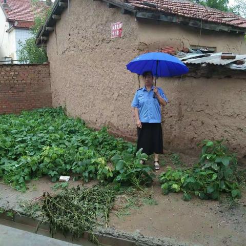 加强雨季巡查、消除安全隐患