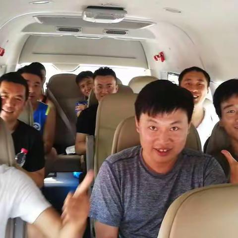 年轻拼搏引航篮球_______记在京津冀交通系统篮球比赛首胜之后