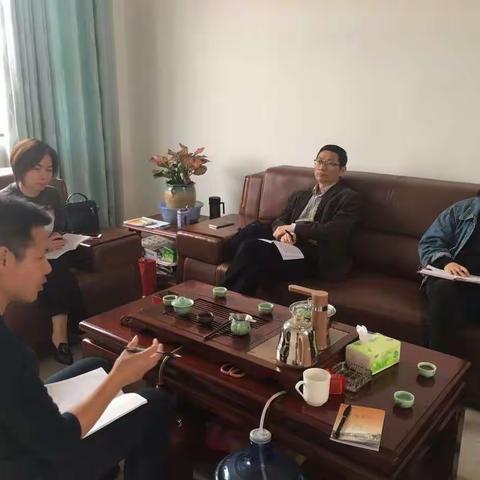 清流县教育局领导深入实验小学检查指导线上教学工作