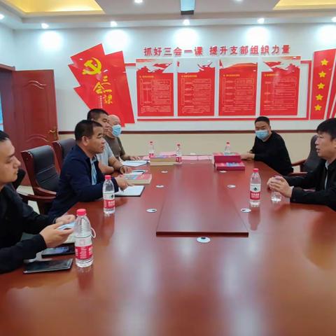 县委副书记、宣传部长李峰到丹朱镇同富村检查指导“三个一批”治理工作