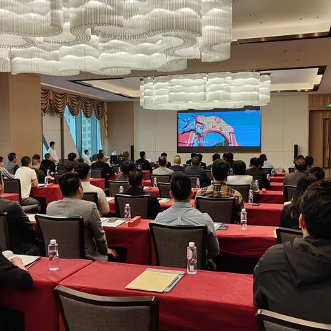 海丰县工商联（商会）传达贯彻全国两会精神暨海丰县民营经济高质量发展会议