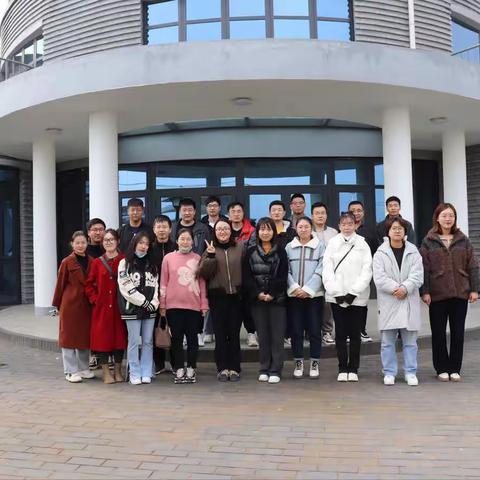 卿头镇多措并举促到村任职大学生“向下生根，向上生长”——观摩学习篇