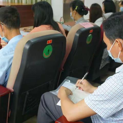 上好思政课  当好引路人