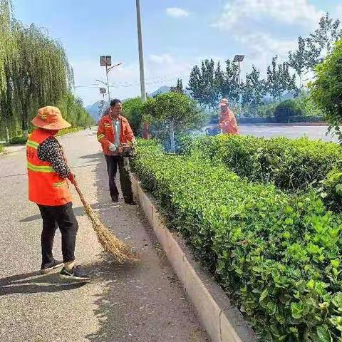 涉县交通运输局公路管理站：扮靓路容路貌 喜迎中秋佳节