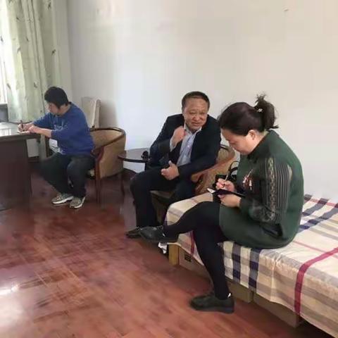 团结街道守敬社区持续推进创城工作周记(三)