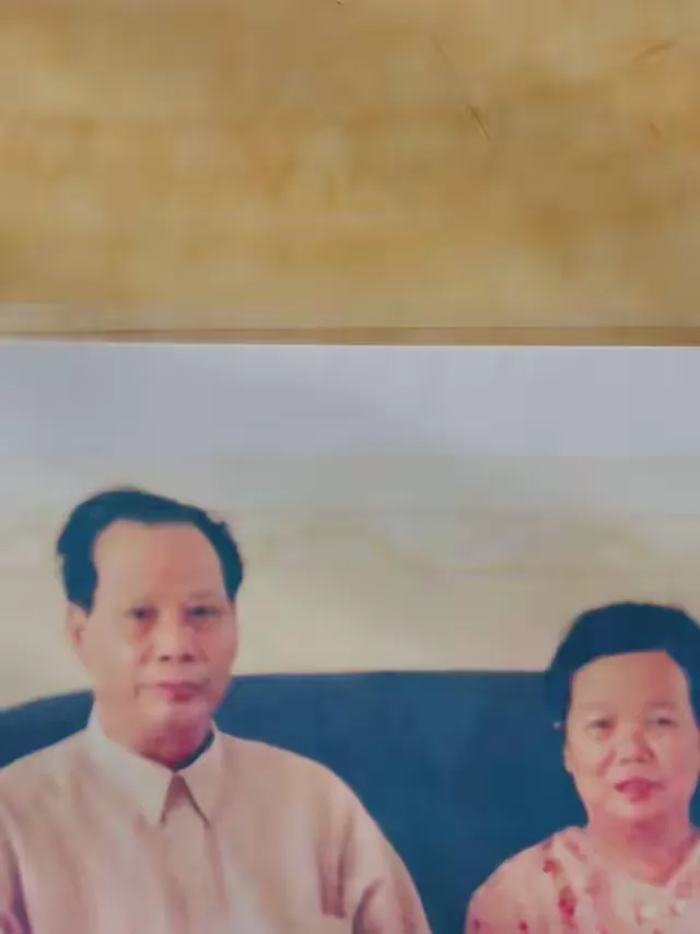 癸卯重阳前由陈辉荣发起三兄弟去广州探叔婆和家姑华英姑父良英留影